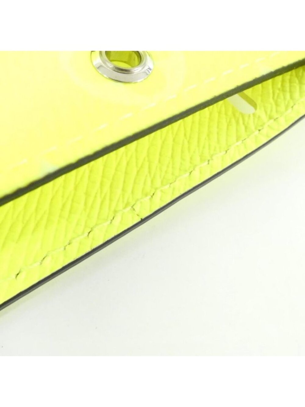 Louis Vuitton Taiga Llama Keepall Bandouliere Bag Neon Yellow - Picture 8 of 9